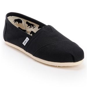 Toms Black Canvas Shoes
